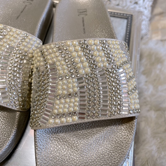 INC Concepts Metallic Slides - Picture 4 of 10